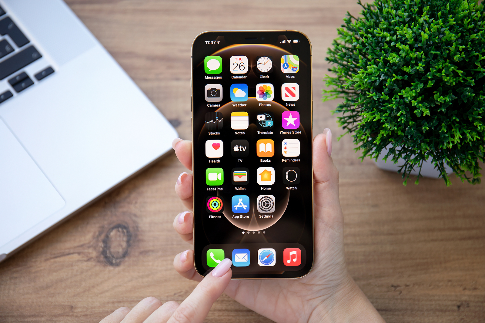 iOS 18 iPhone