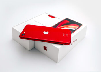 iPhone SE 4 design