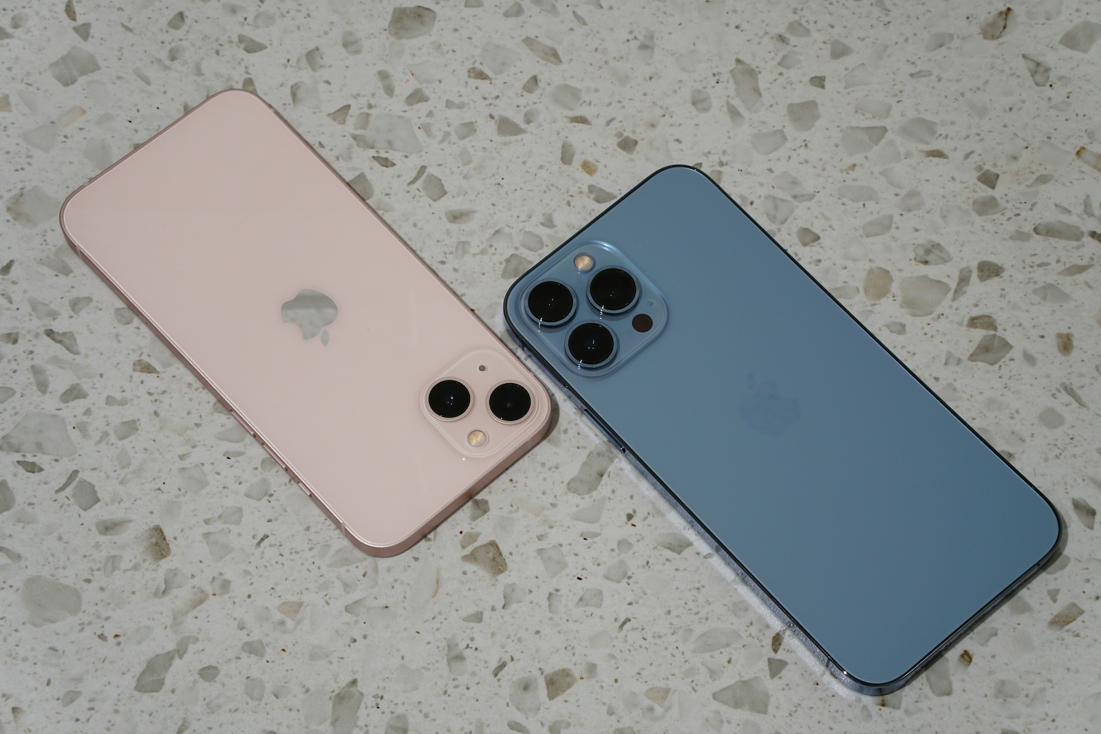 iPhone 16 Samsung