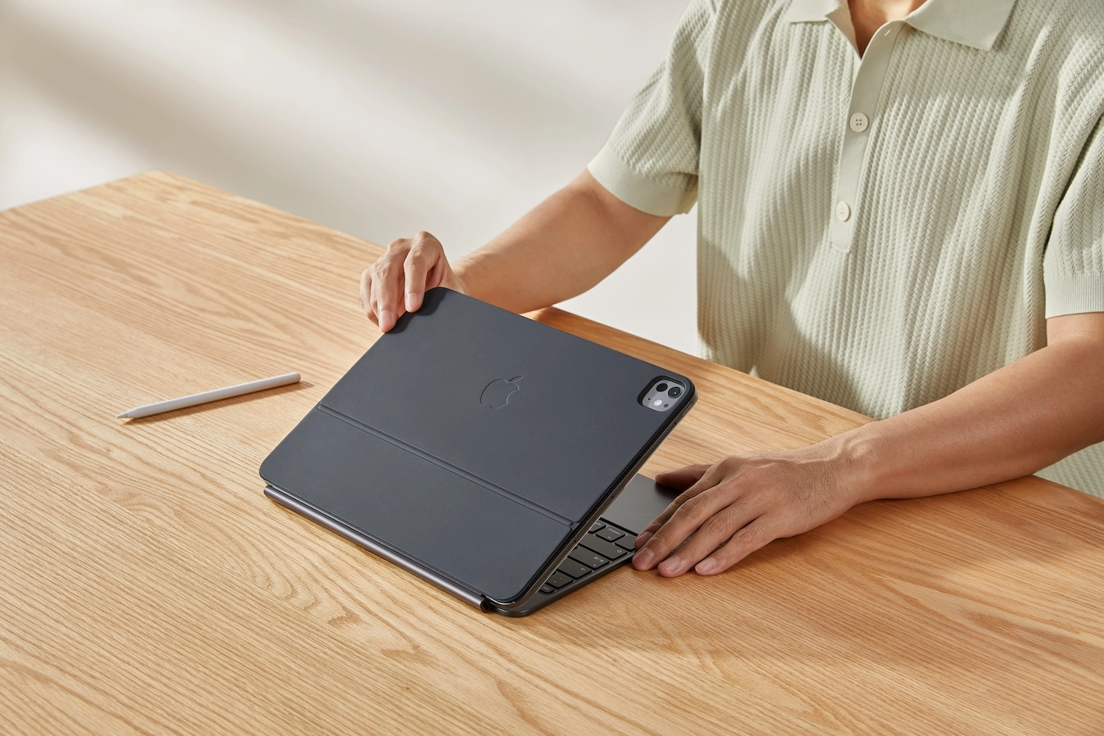 Pitaka MagEZ Case 2 iPad Pro