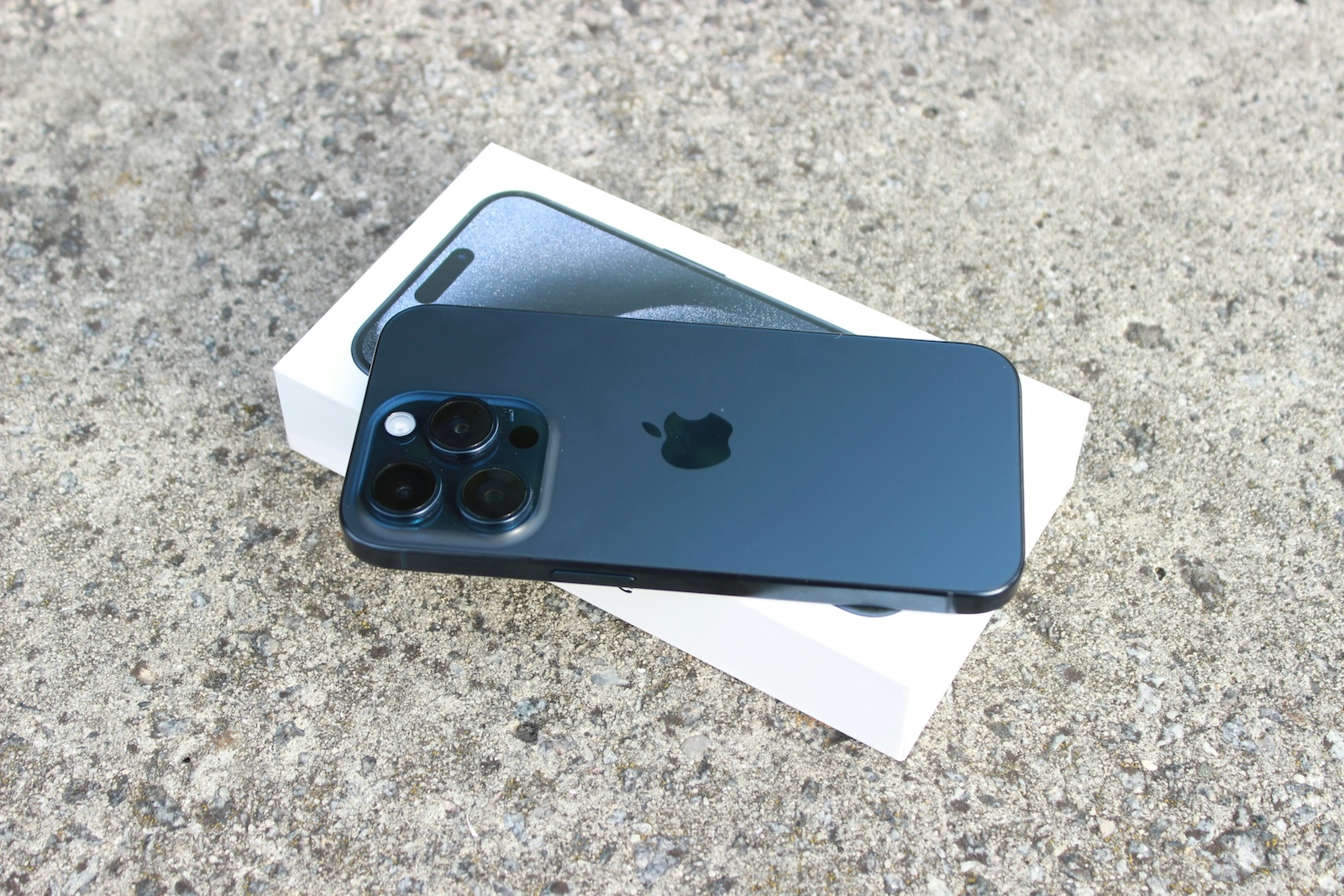 Apple iOS 18