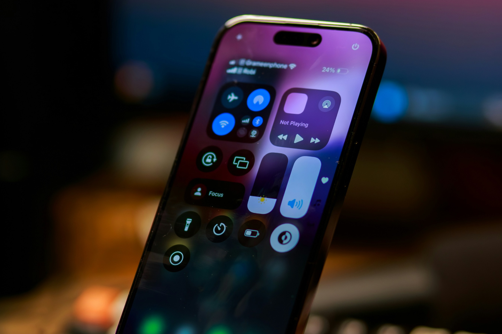 Control Center iOS 18 Bluetooth