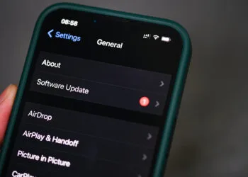 iOS 18.2 Apple