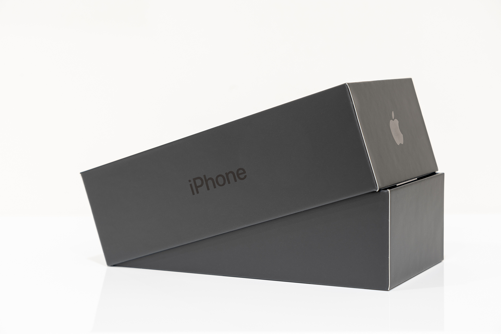iPhone Apple