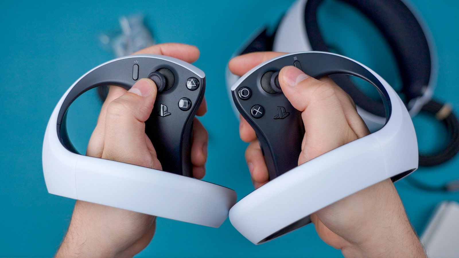 Apple Vision Pro PS VR2 Controller