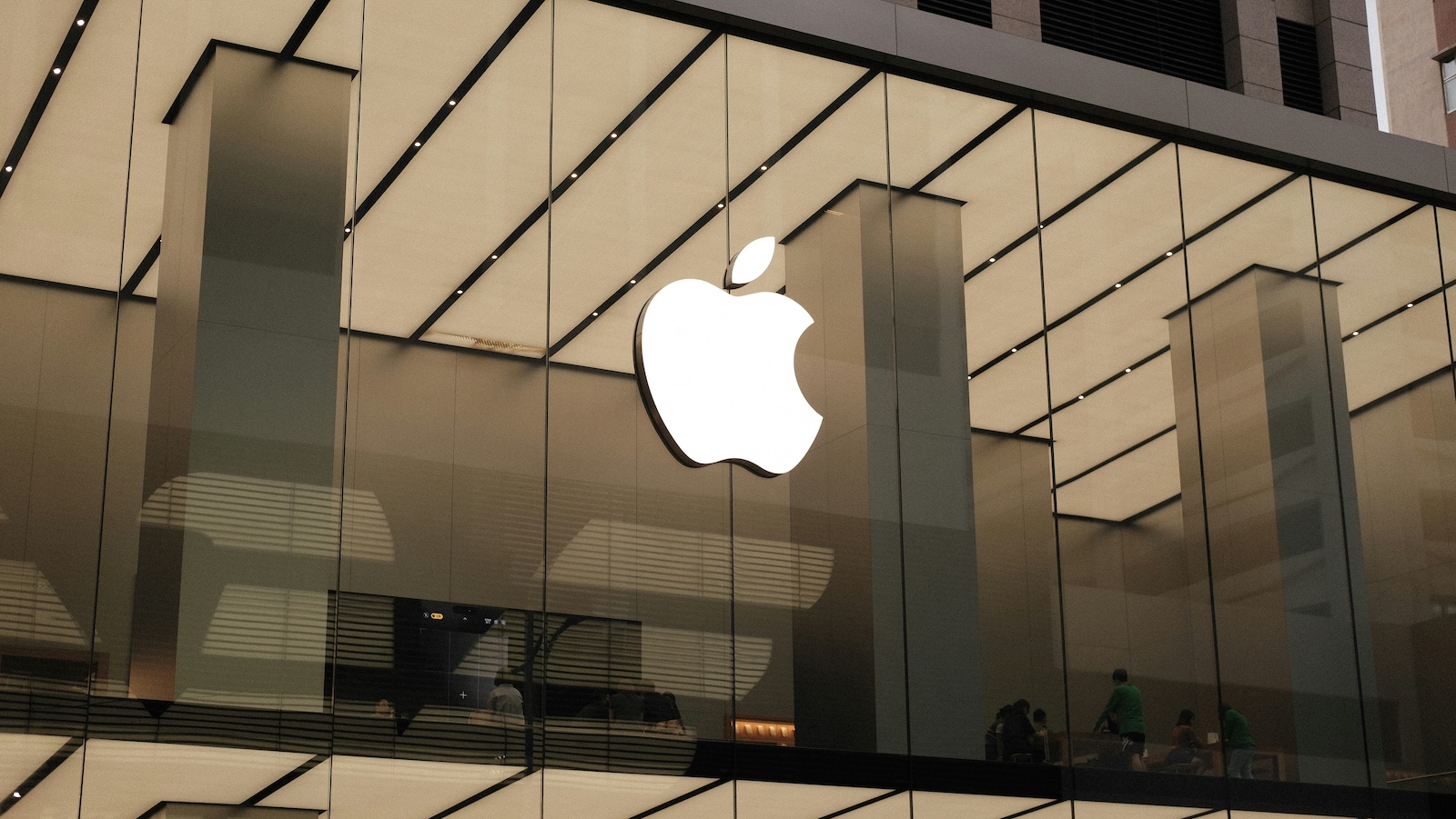 Apple Products 2025