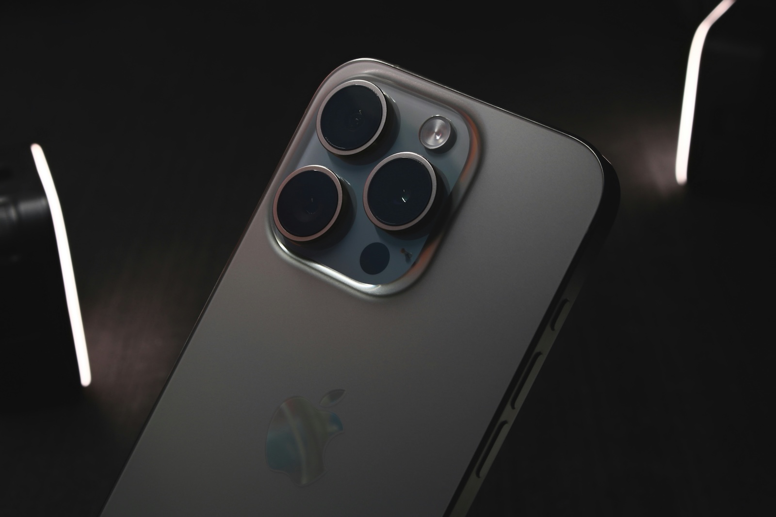 iPhone 17 Pro Apple