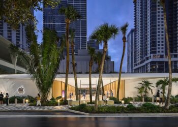 Apple Miami World Center Apple Store