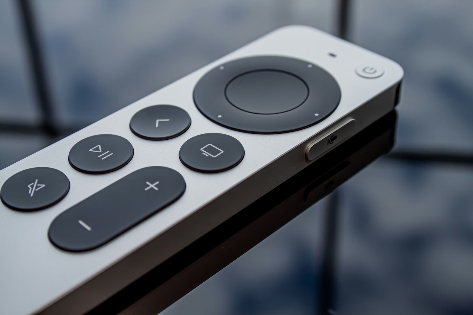 tvOS 18.2.1 Apple TV