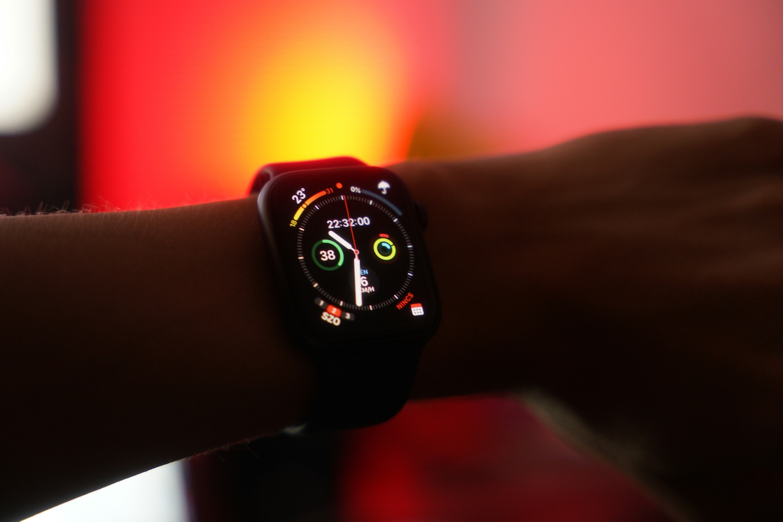 watchOS 11.4 Apple Watch