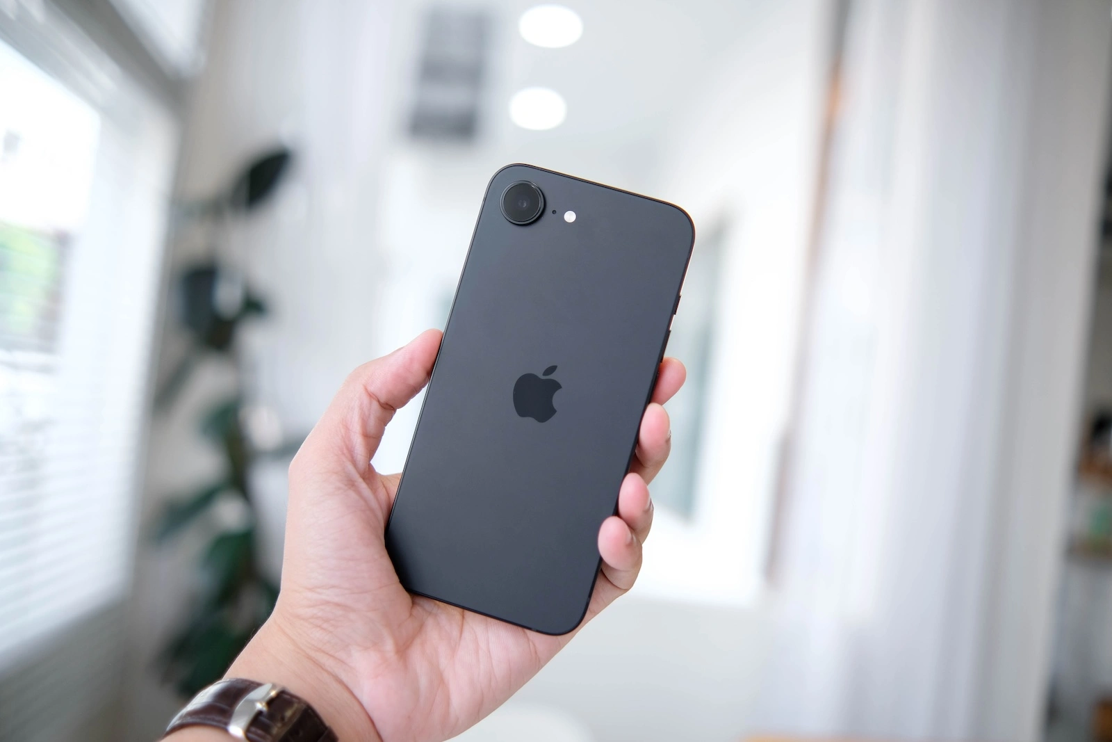 iPhone 17e Apple
