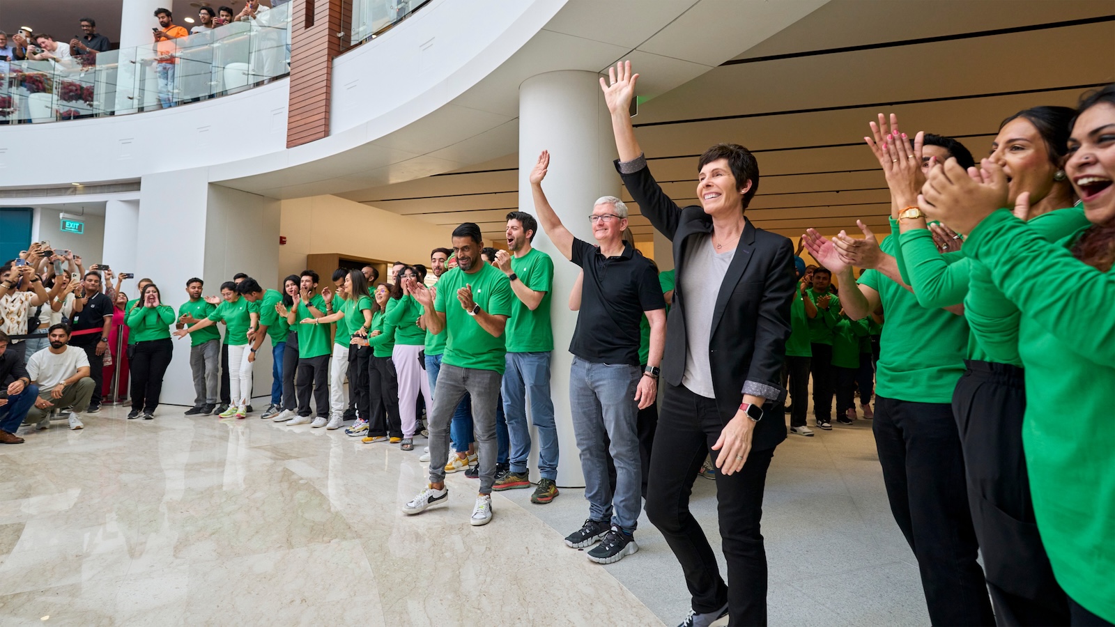 Apple Deirdre O'Brien