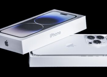 iPhone Apple