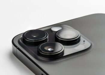 iPhone Apple
