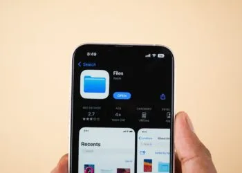 Use the iPhone Files app efficiently
