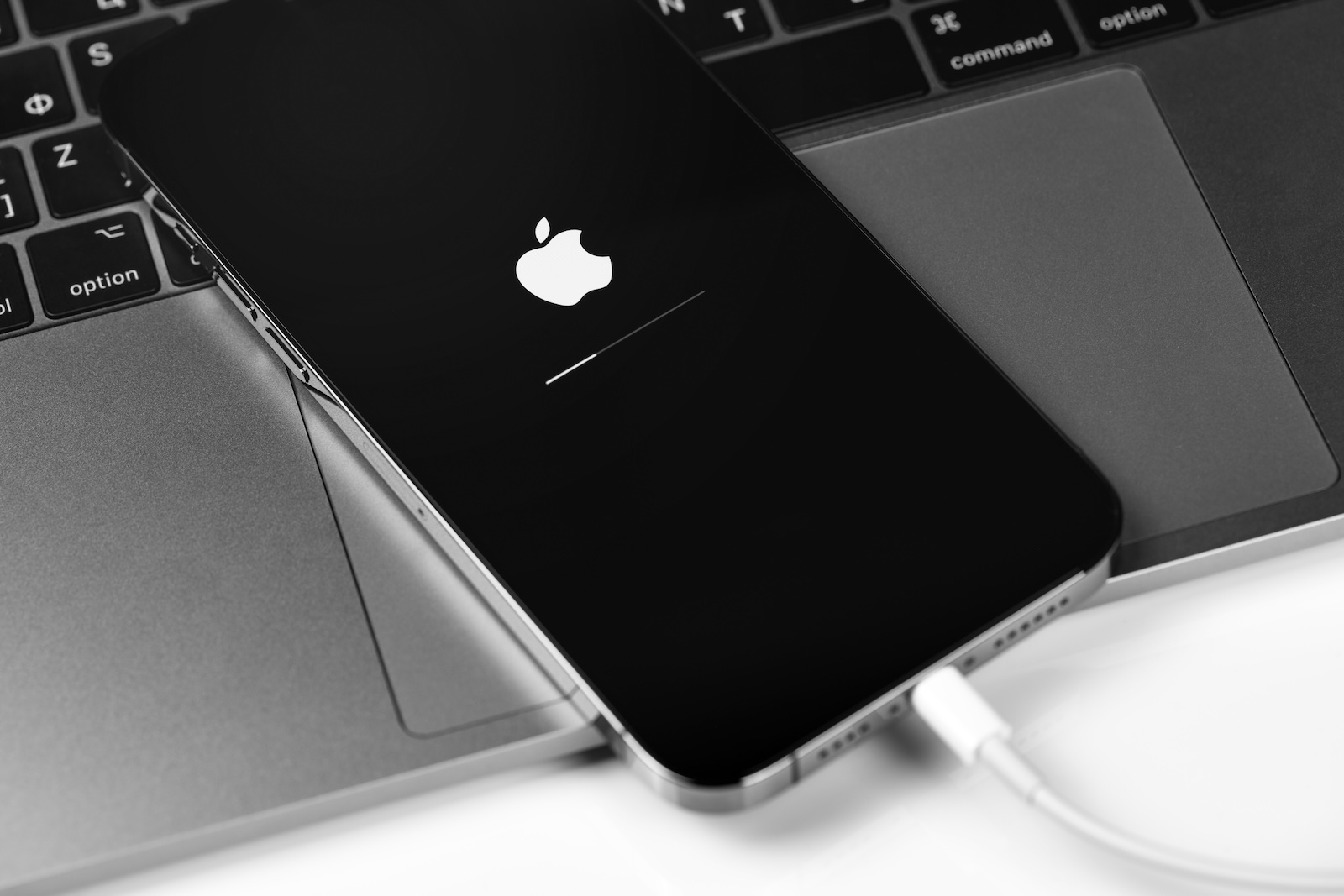 Install iOS 26 Beta