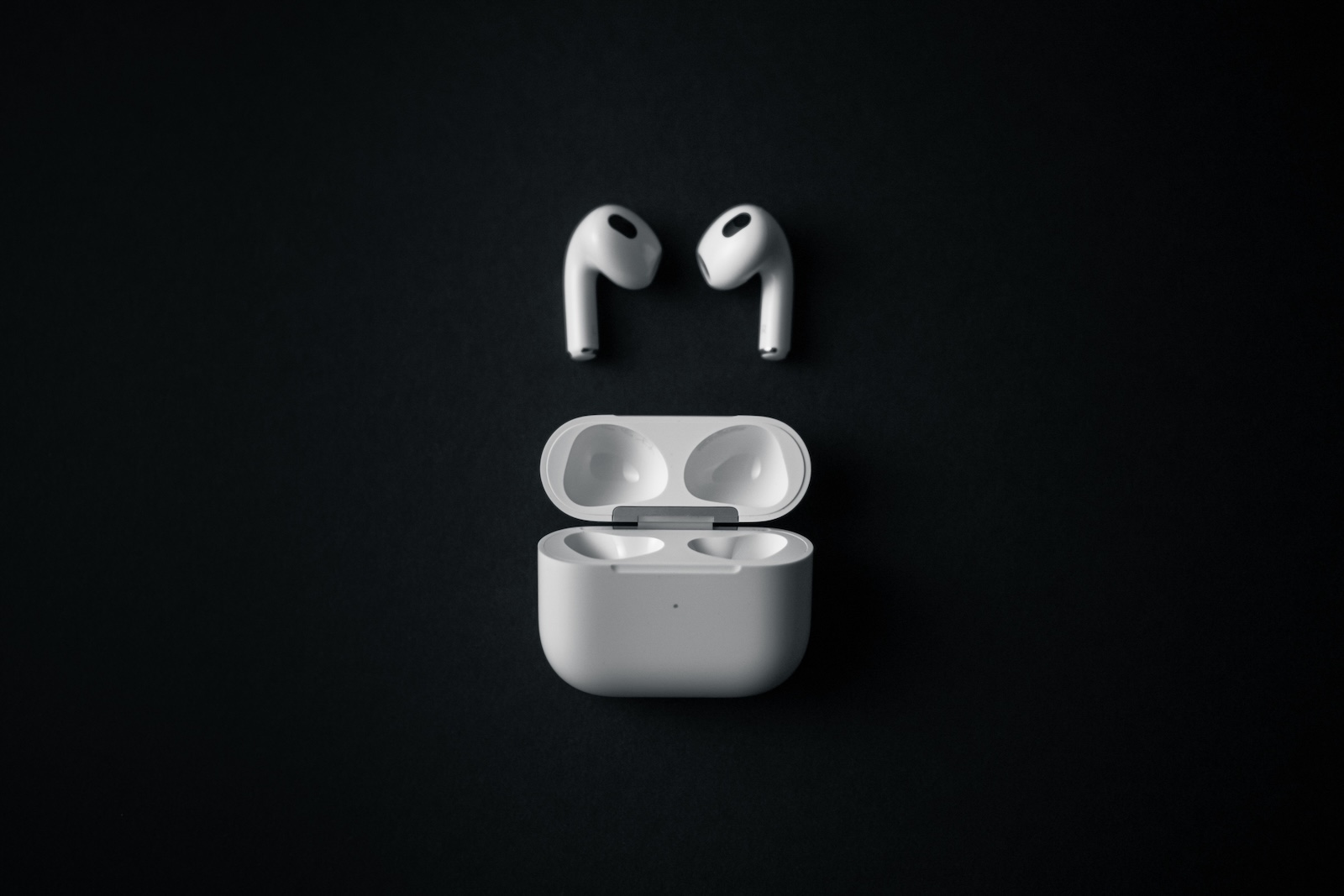AirPods Apple