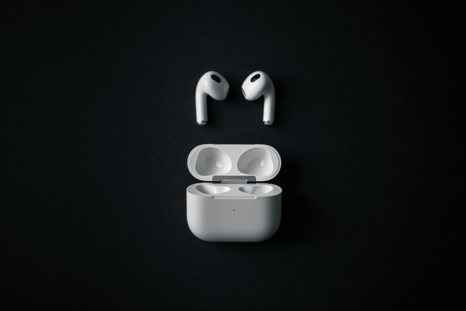 AirPods Apple