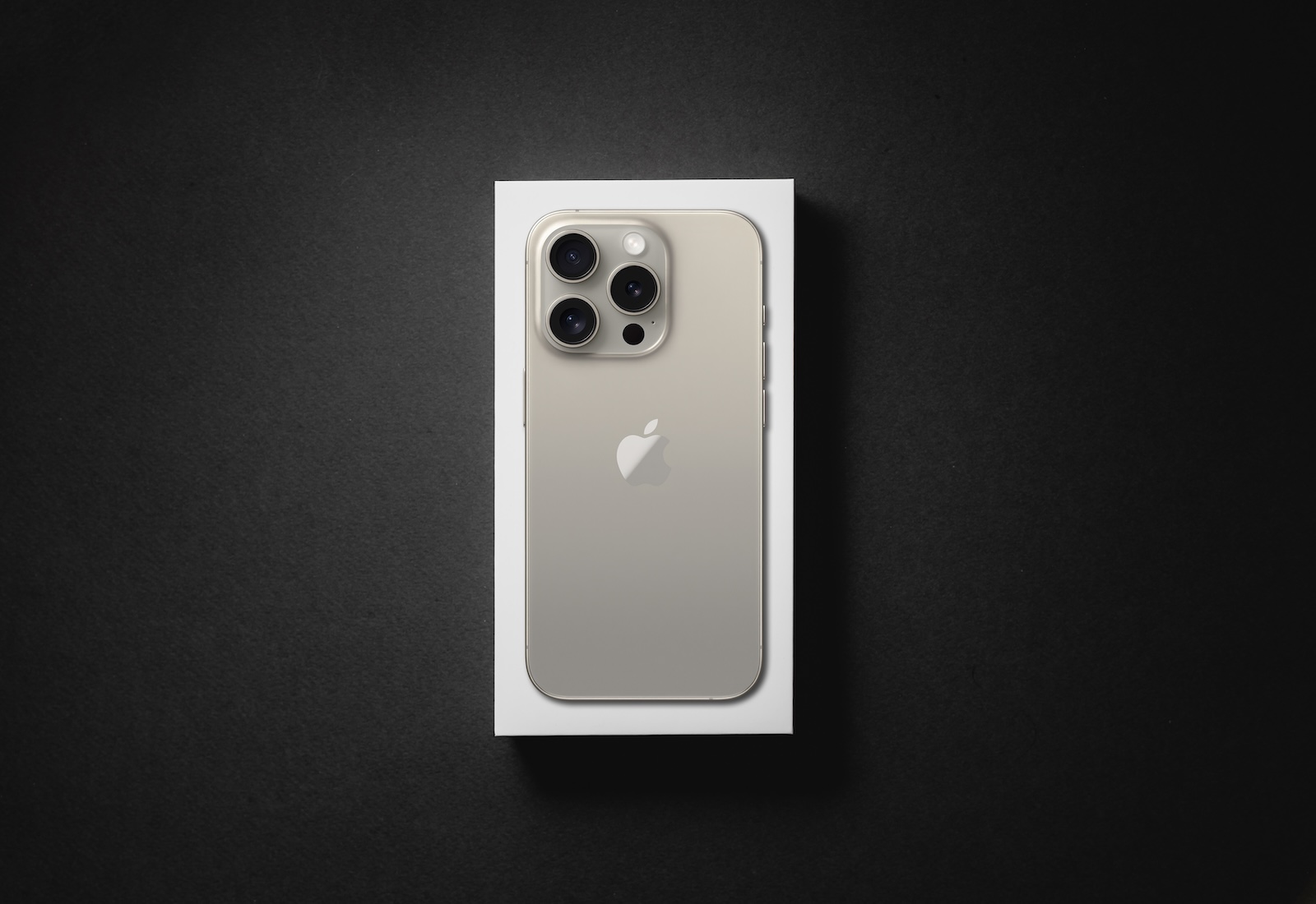 iPhone Apple