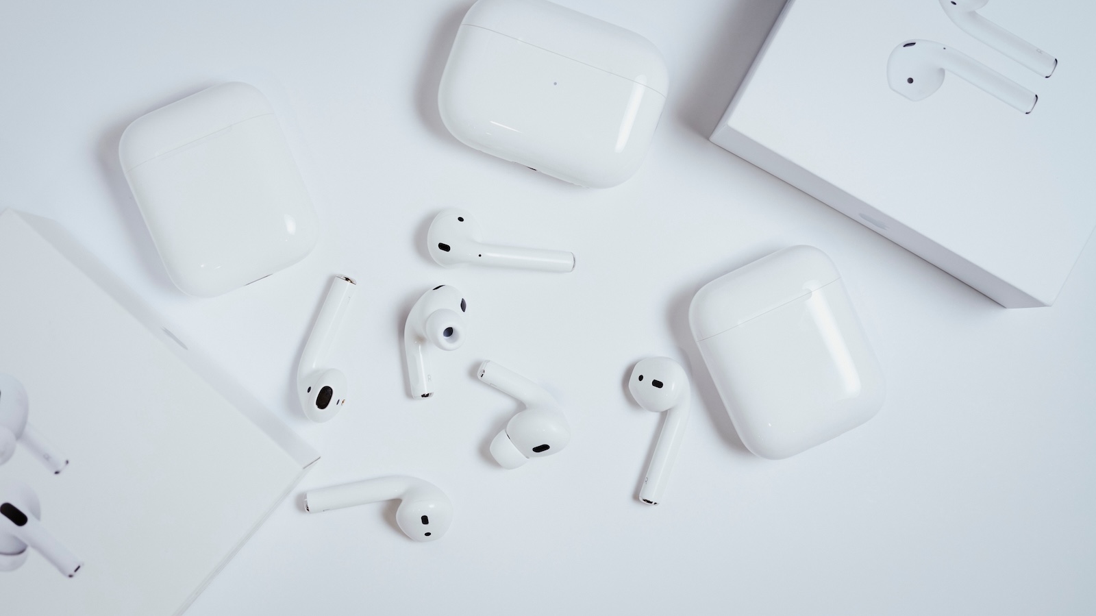 AirPods Apple