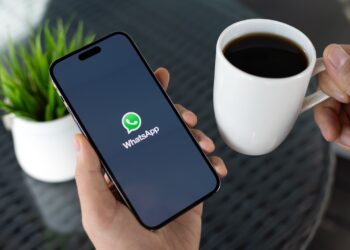 WhatsApp AI chatbots