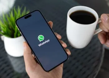 WhatsApp AI chatbots