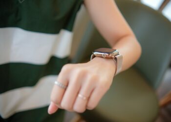 Apple Watch Series 13 blood glucose monitoring