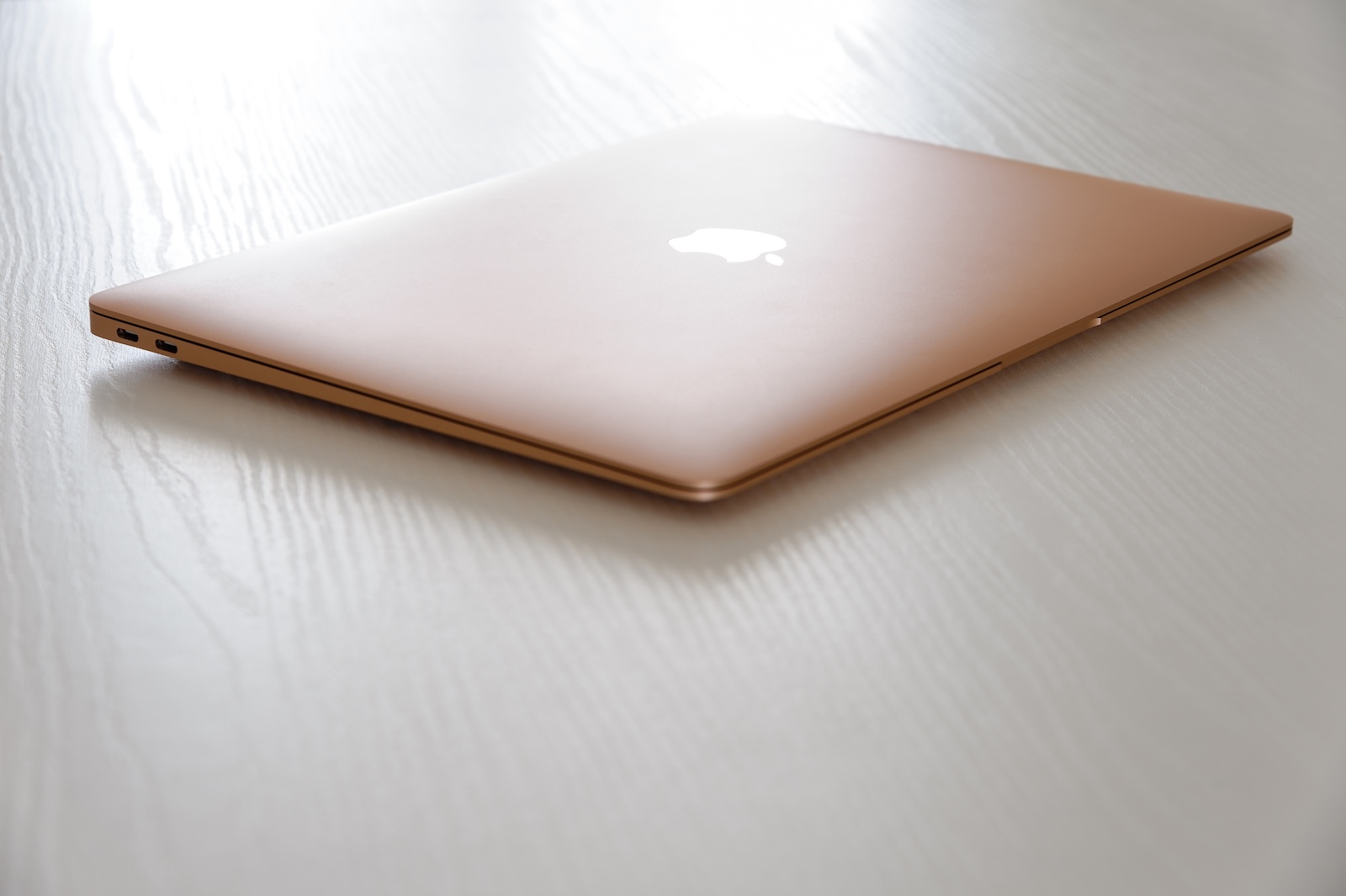 MacBook Apple