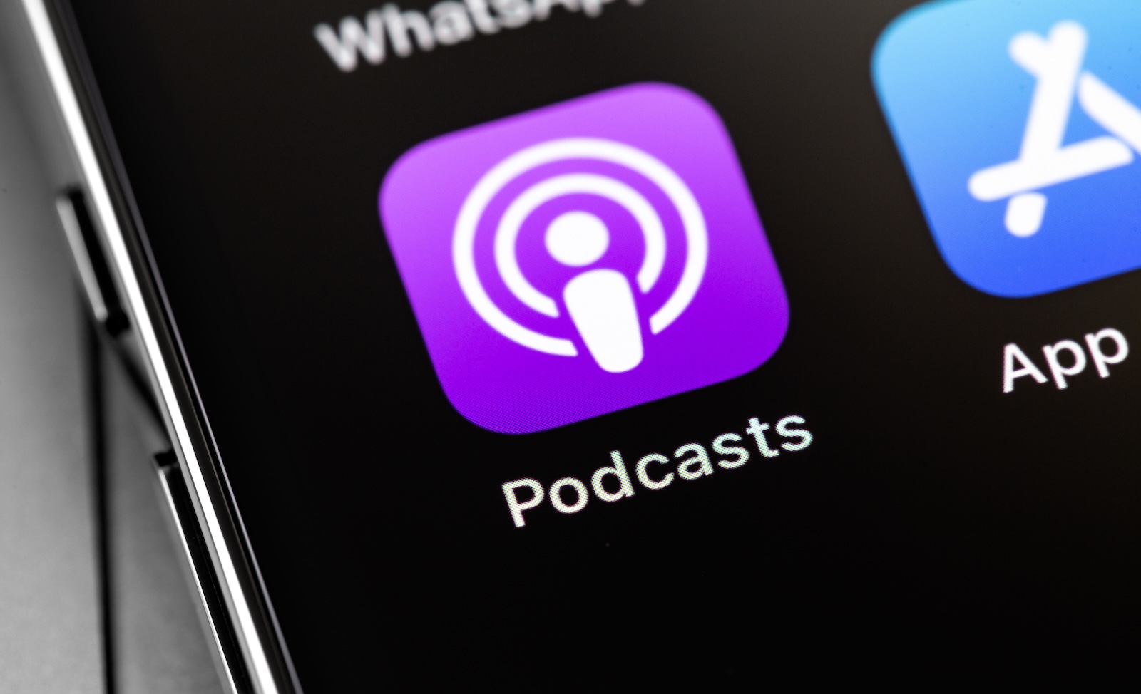iOS 26 Podcasts App
