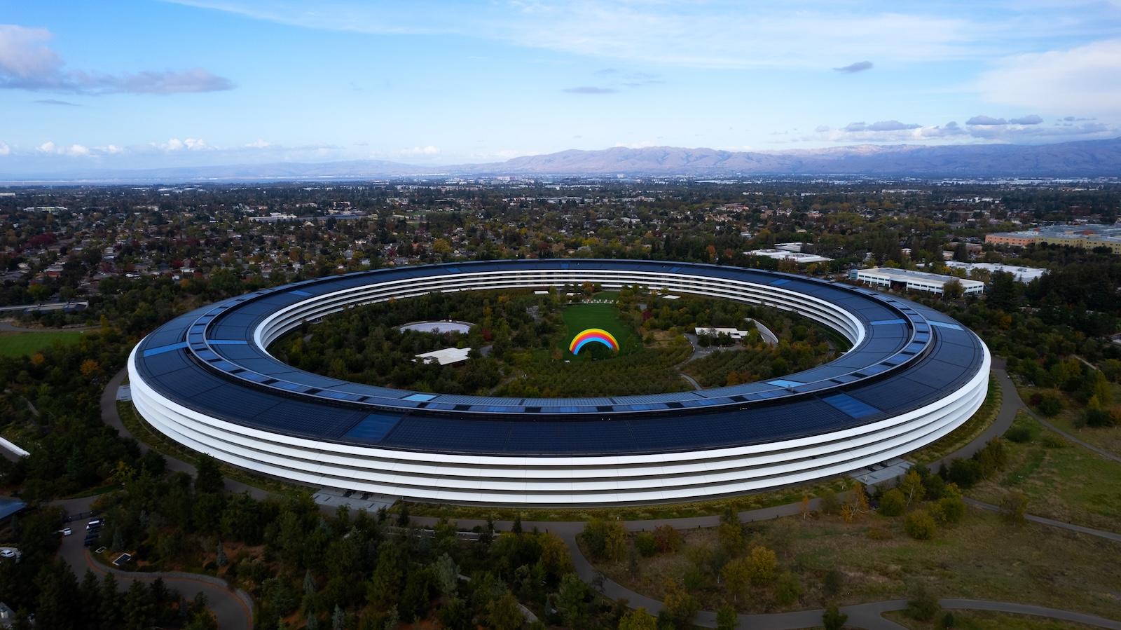 Apple Leadership