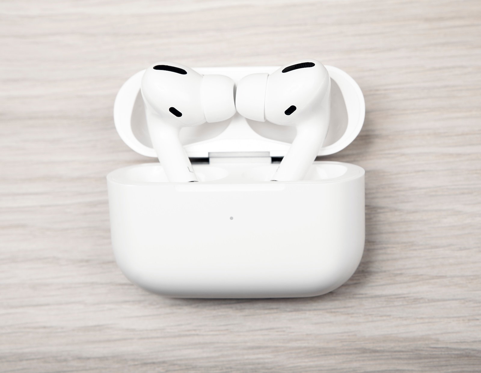 iOS 26 AirPods