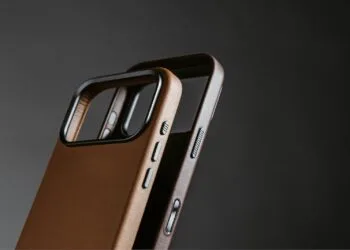 iPhone 17 Nomad Leather Case Review