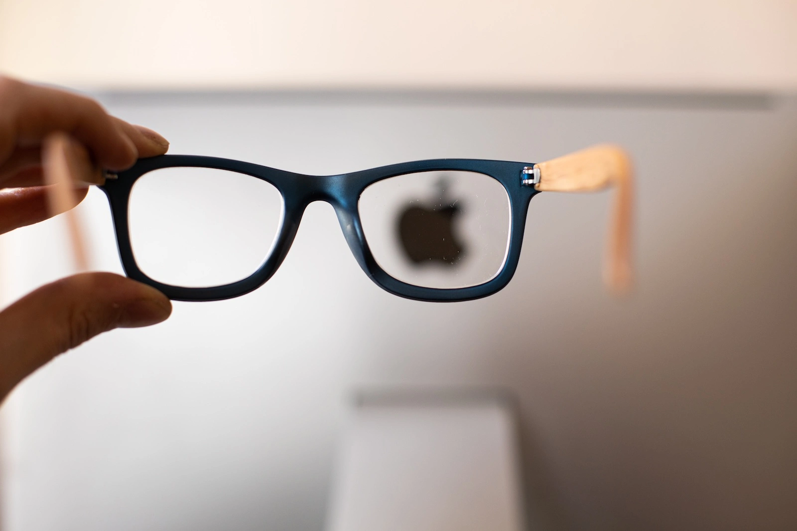 Apple Glasses