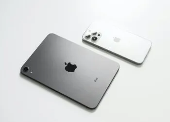 Apple iPhone