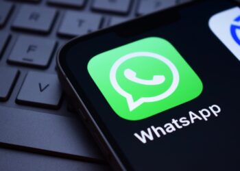 WhatsApp status