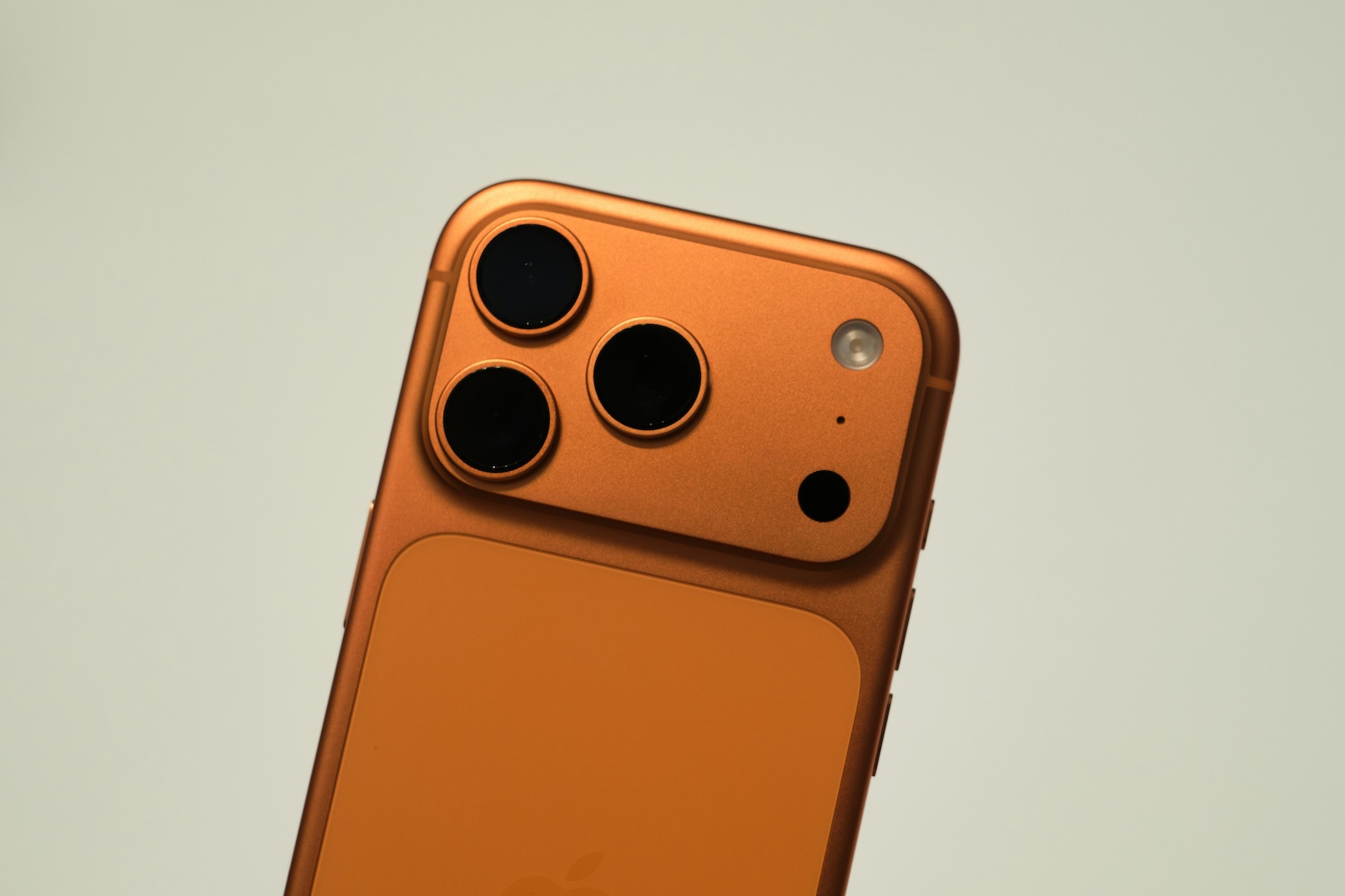 iPhone 17 Pro Apple
