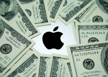 Apple 4 trillion market value