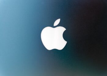 Apple OLED display