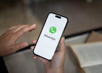 WhatsApp Passkeys