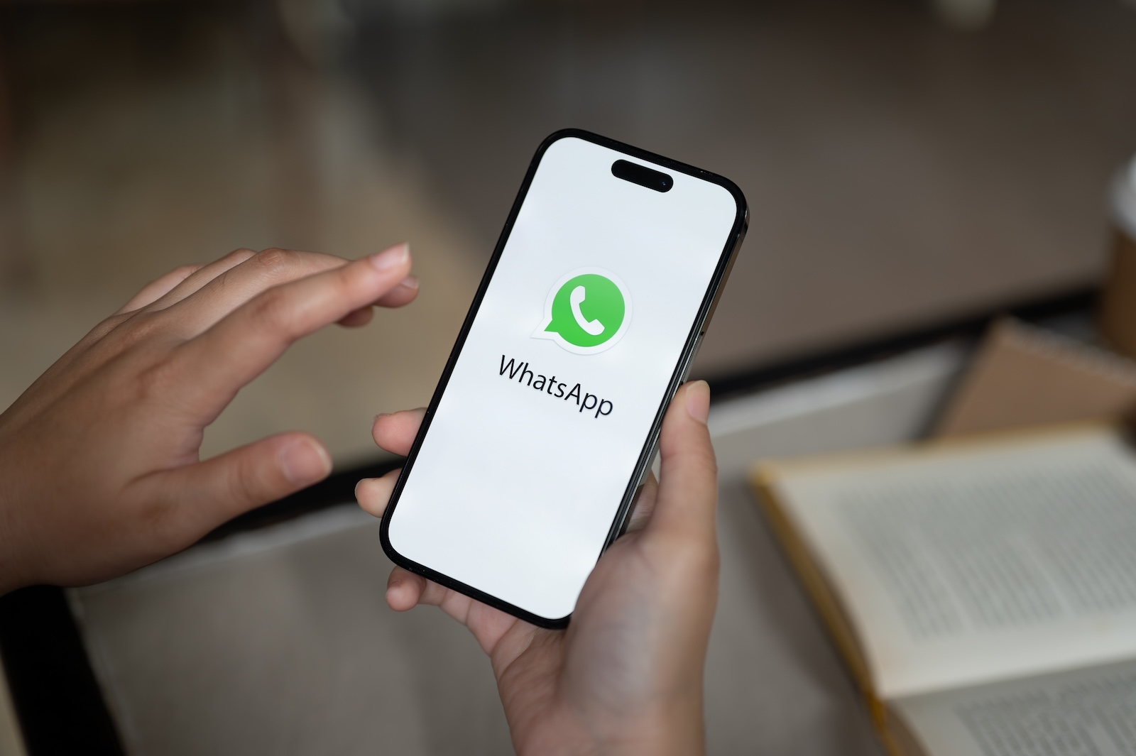 WhatsApp Passkeys