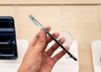 iPhone Air Apple