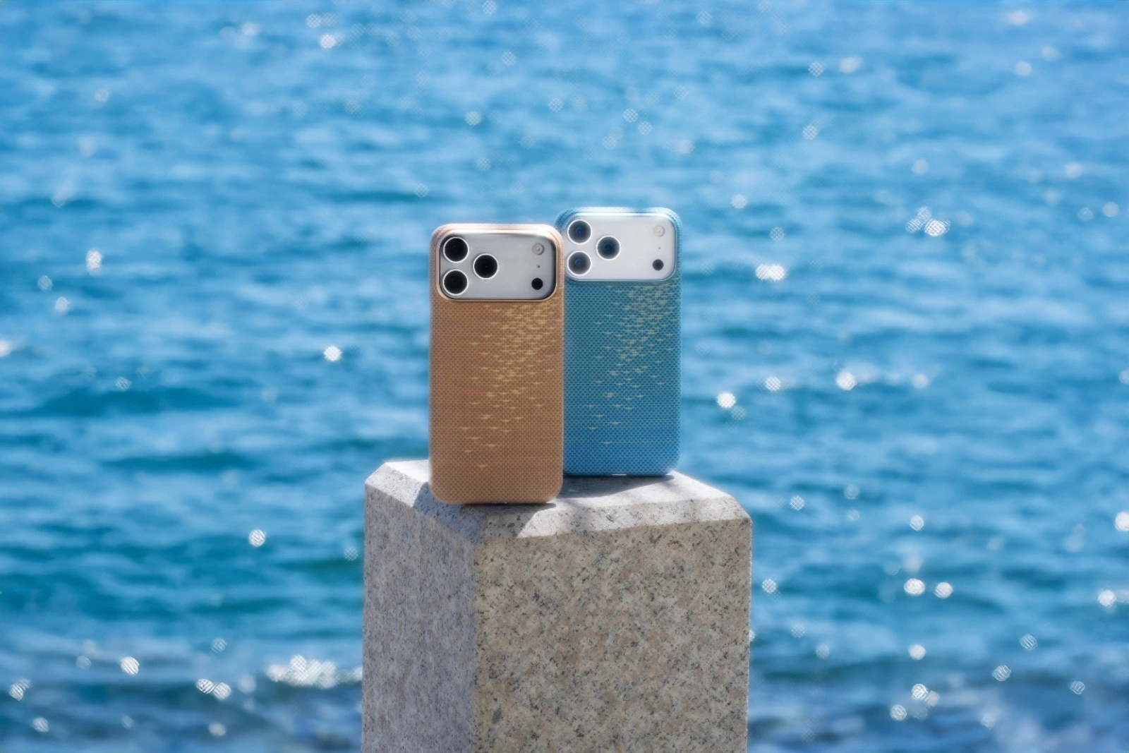 Pitaka iPhone 17 cases
