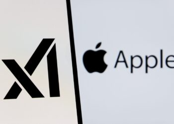 Apple OpenAI xAI