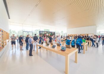 Apple product leaks