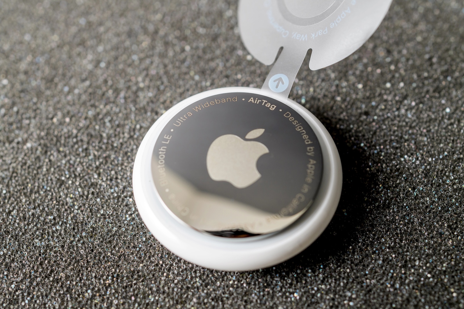 Apple AirTag 2 HomePod mini 2