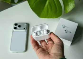 AirPods Pro 3 Apple