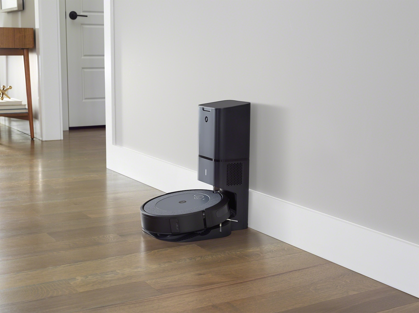 Roomba robotic vacuum cleaner iRobot