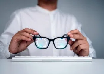 Apple Glasses Tim Cook