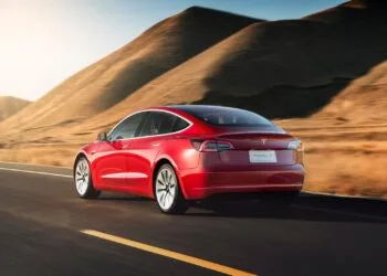 Tesla Apple CarKey Wallet Key