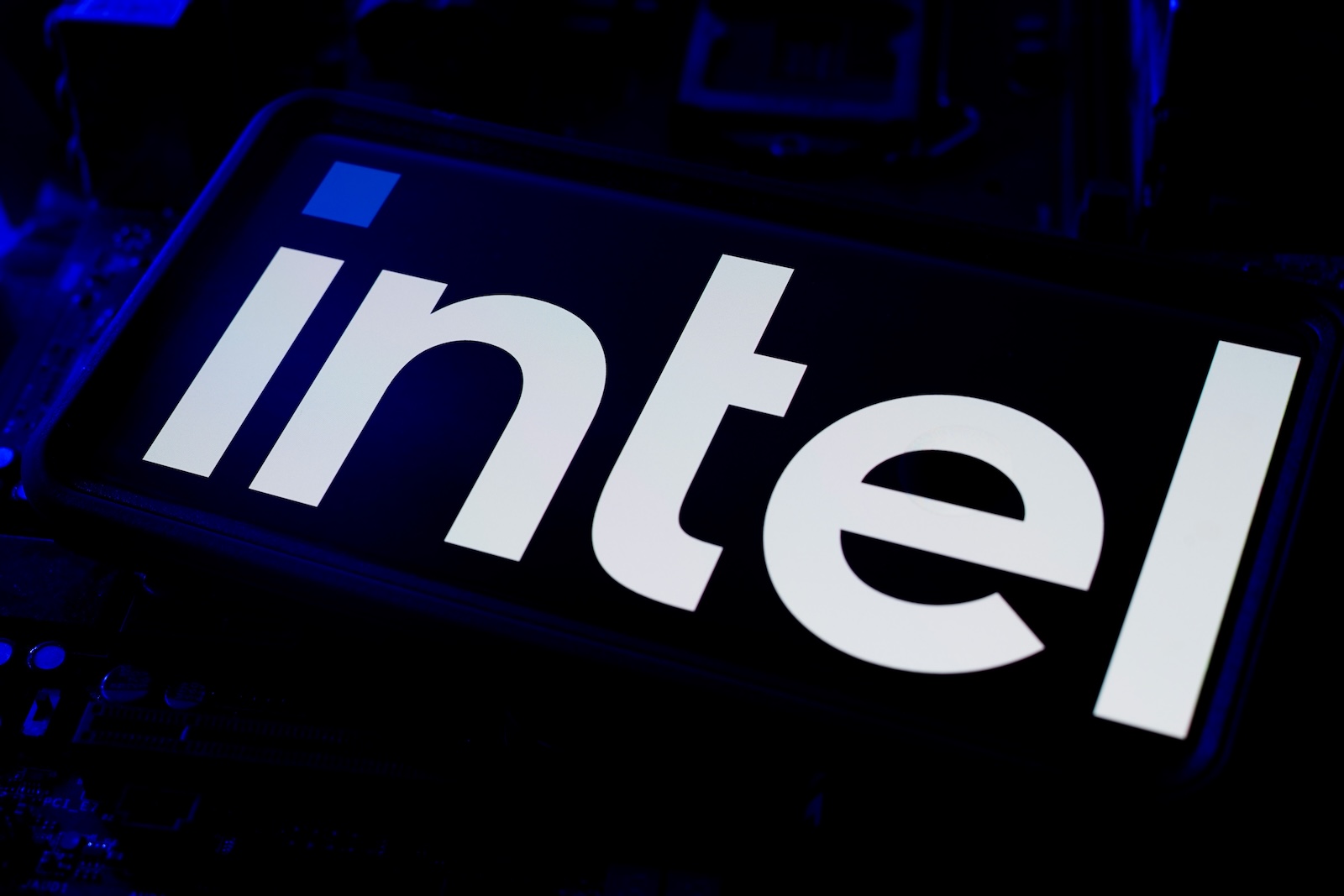 Apple Intel iPhone Chips